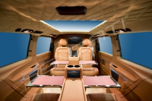 JET SPEC MODEL™ 6 SEATS