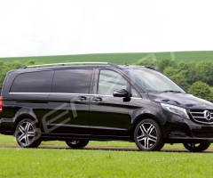 Senzati-V-Class-Jet-Class-Jet-Spec-with-Twin-Cream-Consoles-Leather-Uppers-Pic-16