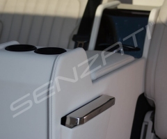 Senzati-V-Class-Jet-Class-Jet-Spec-with-Twin-Cream-Consoles-Leather-Uppers-Pic-6
